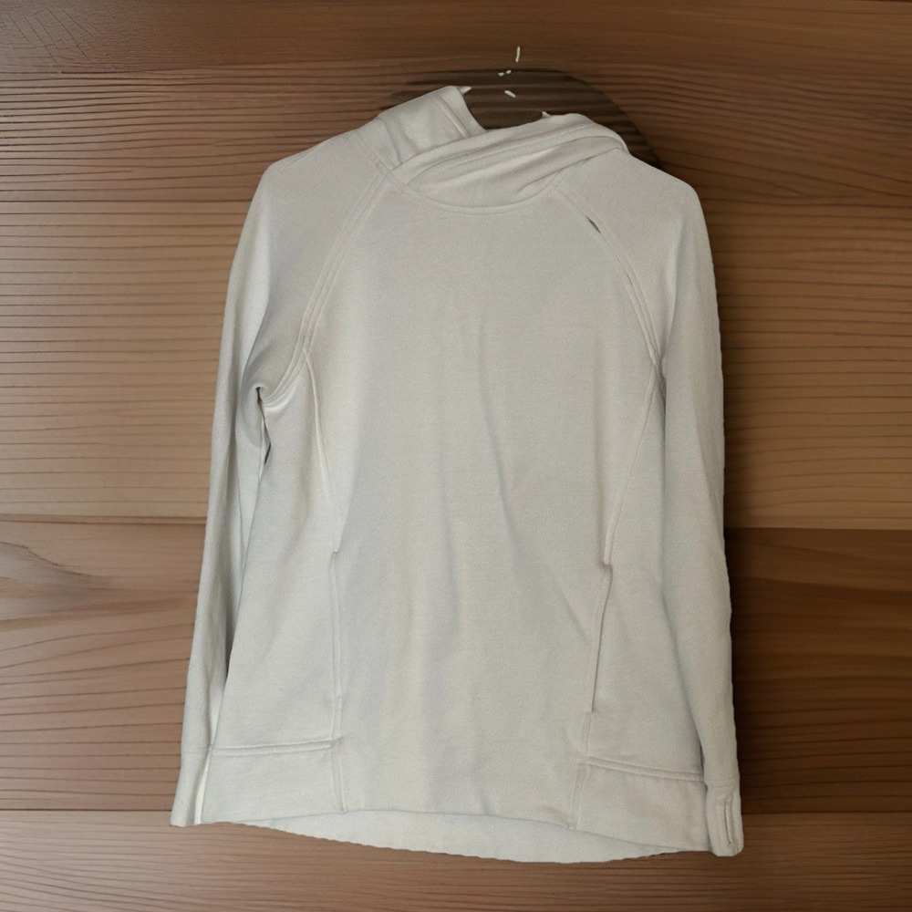 Lululemon Womens Size 6 Ivory Crossover Hood Thumbhole Yoga Athleisure Hoodie